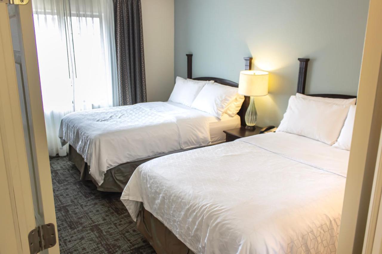 Staybridge Suites Minot By Ihg Exterior photo